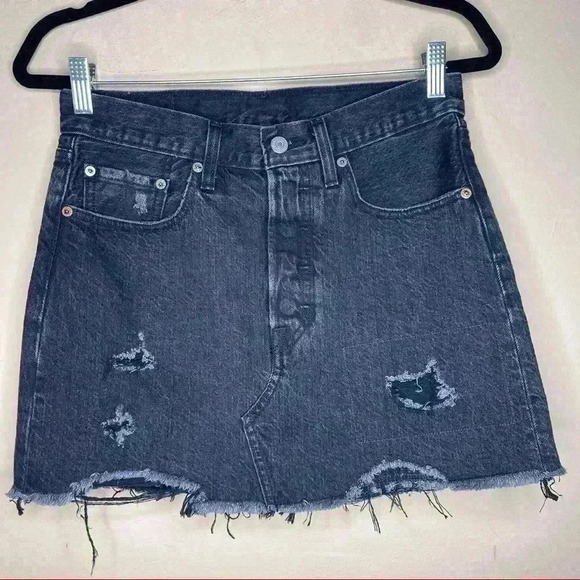 Levi’s Black Deconstructed Denim Skirt sz 27 - Picture 1 of 5